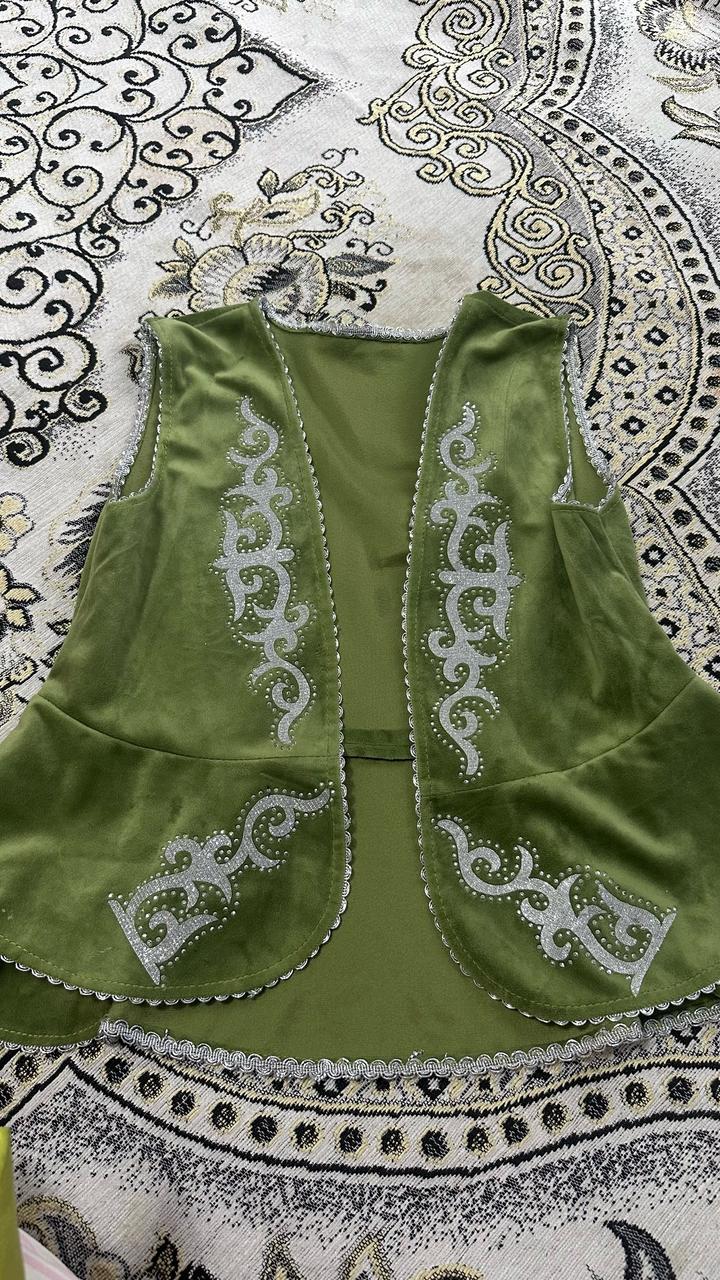 жилет казахский