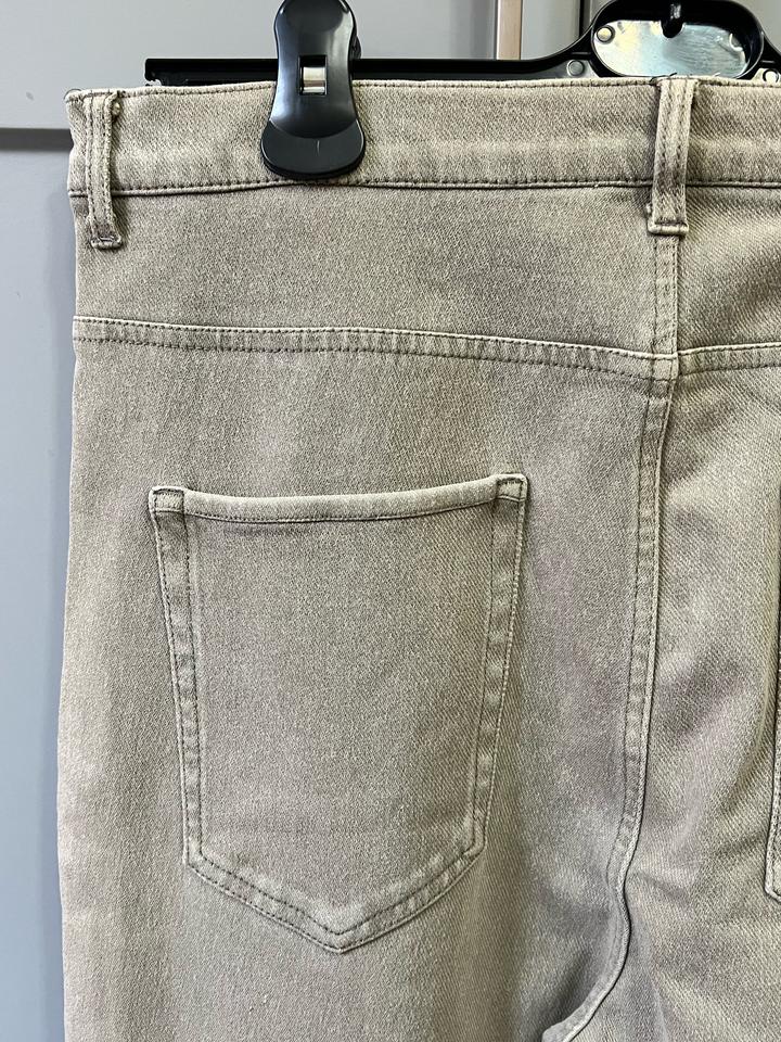 Джинсы Zara