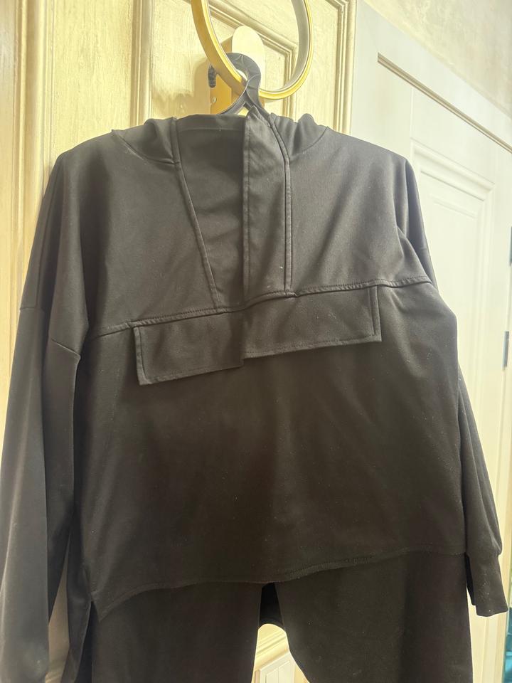 Спортивный костюм