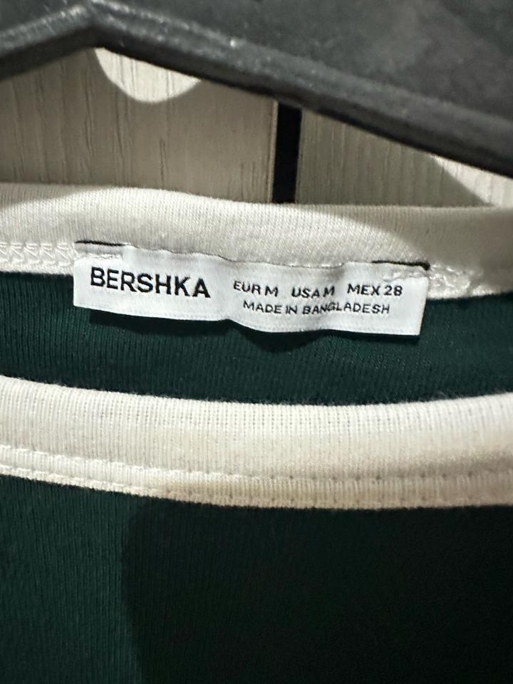 Лонглив BERSHKA