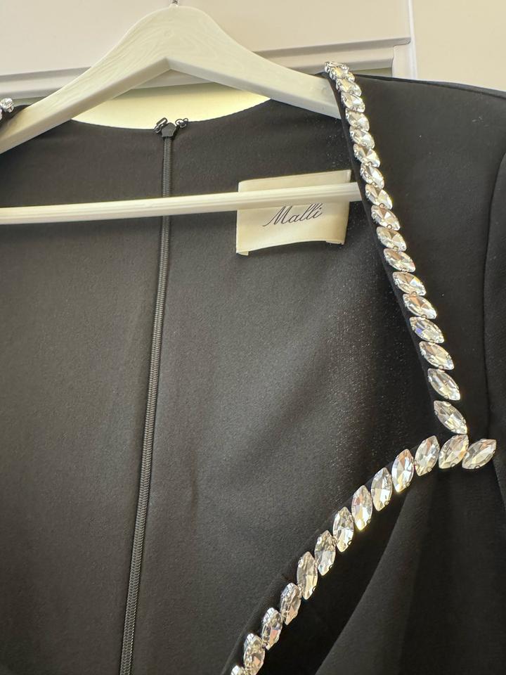 Черное платье от Malli