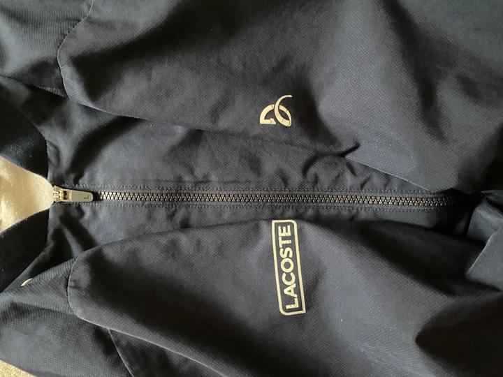 олимпийка lacoste