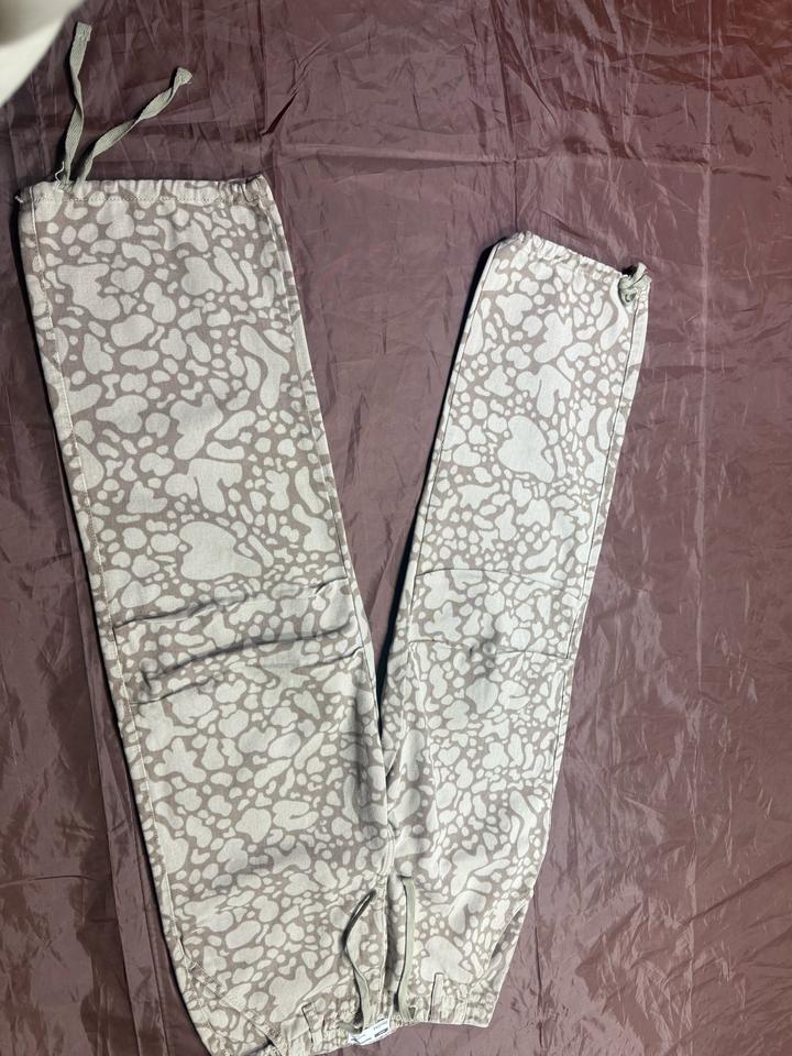 джинсы Bershka