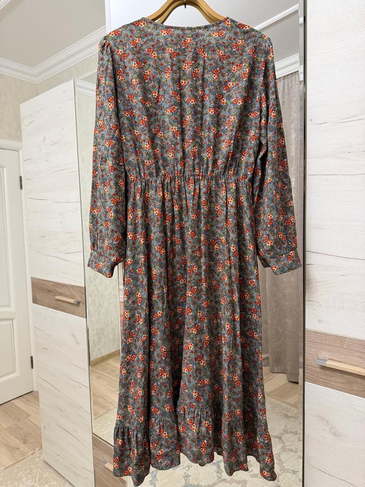 Платье миди