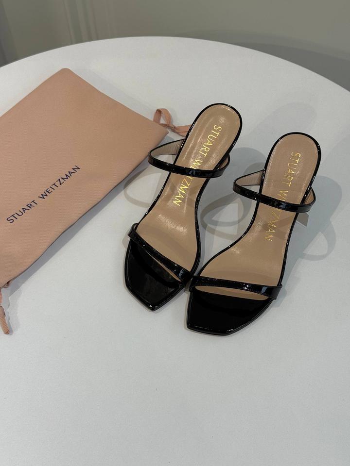 Босоножки Stuart Weitzman