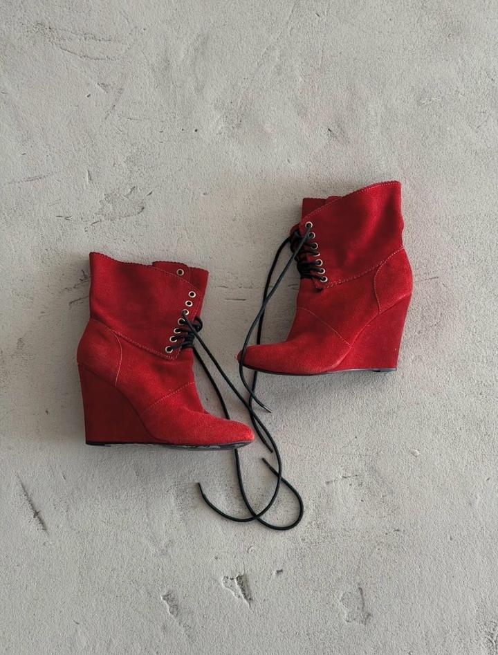 Сапоги Betsey Jowson