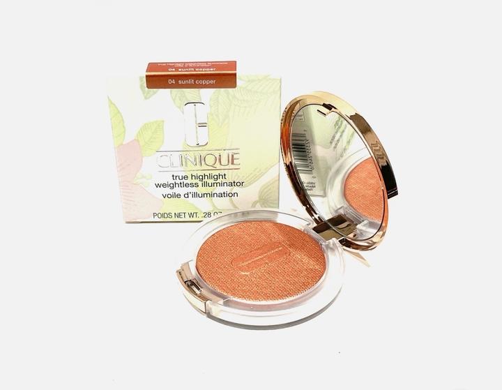 Clinique True Highlight Weightless Illuminator в оттенке 04 Sunlit Copper
