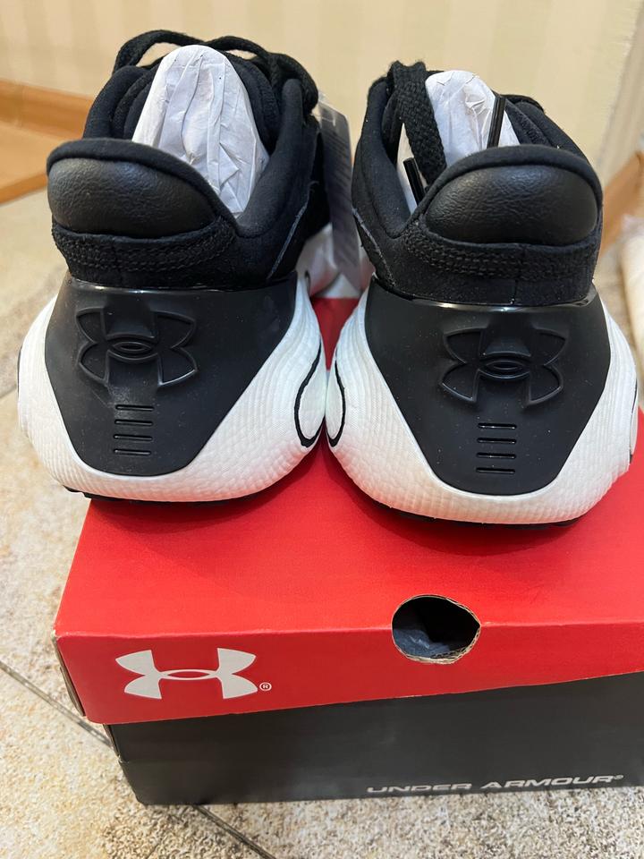 Кроссовки женские от under armour оригинал