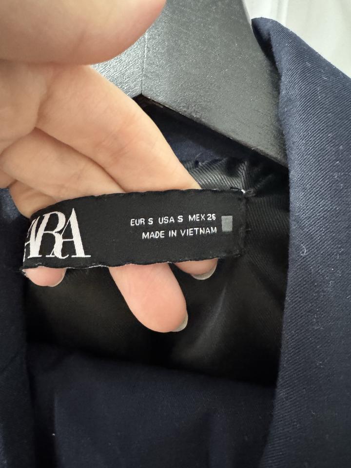 Продам костюм(комплект) от Zara