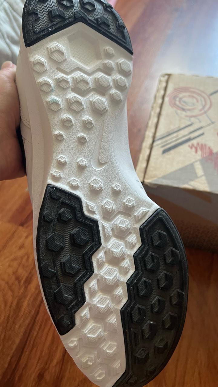 Кроссовки Nike, 45-46 рр , новые