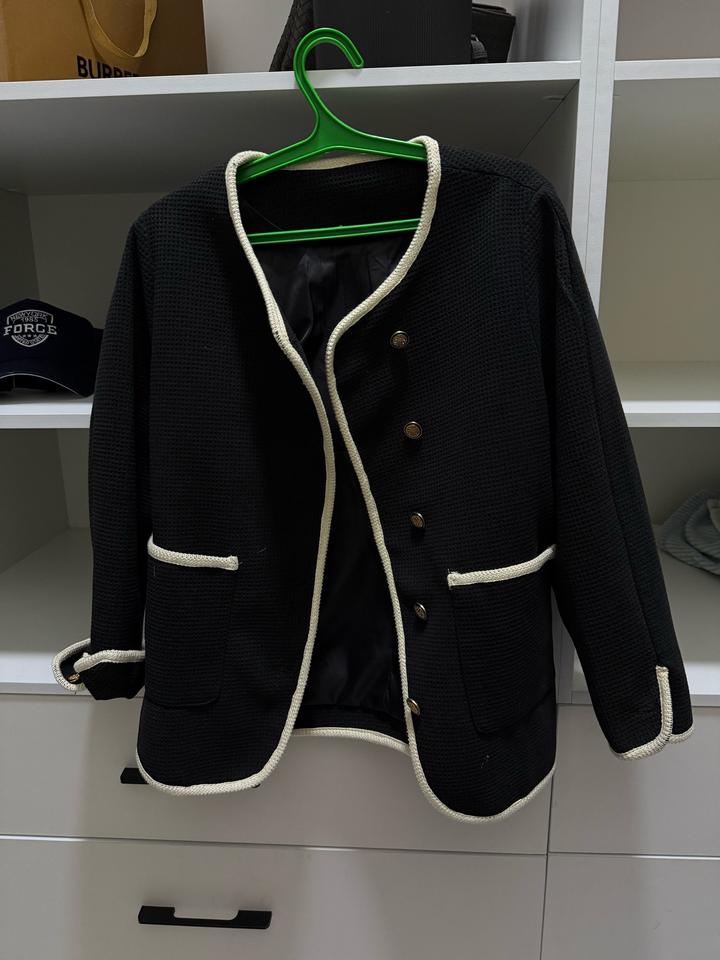 Пиджак твидовый