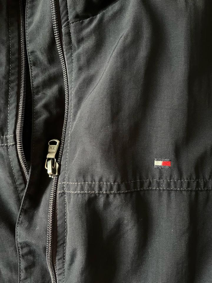 Ветровка Tommy Hilfiger