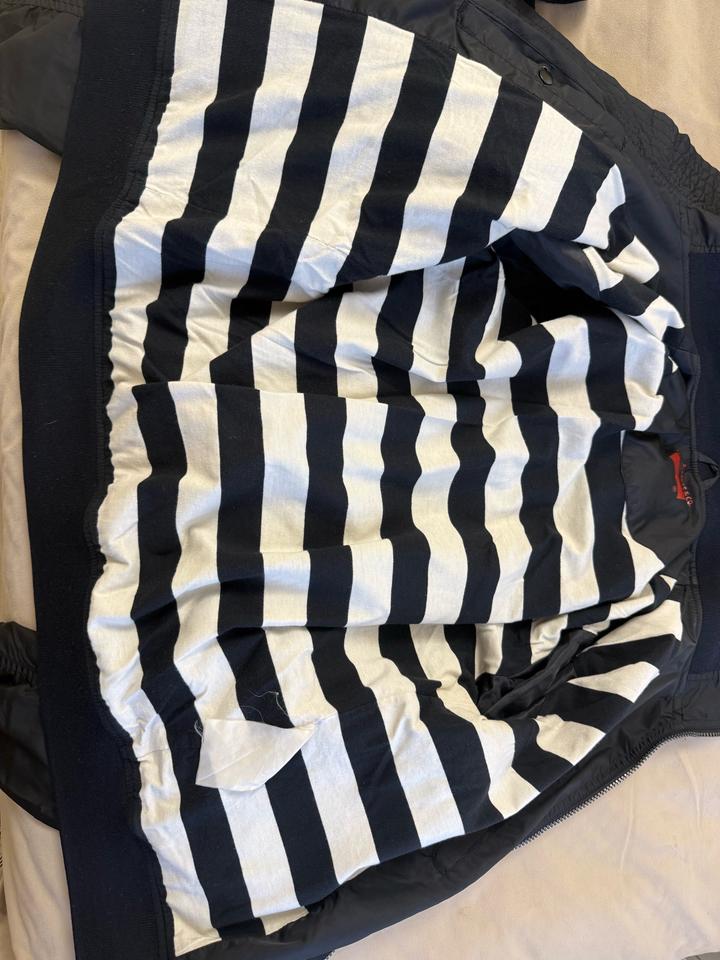 Ветровка размер М