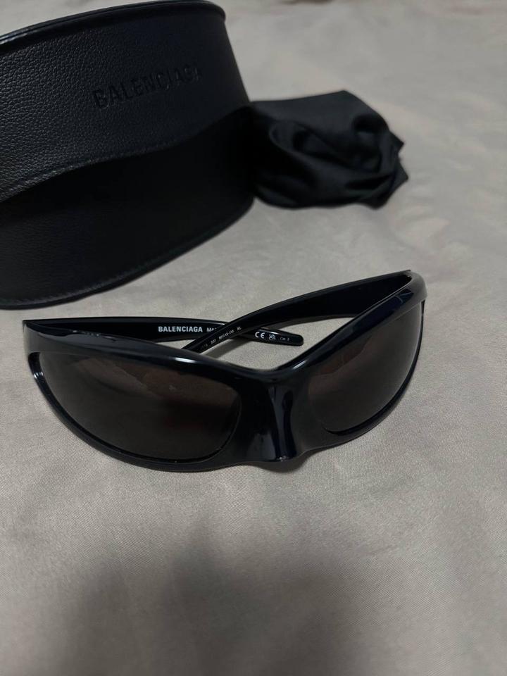 Культовые очки Balenciaga