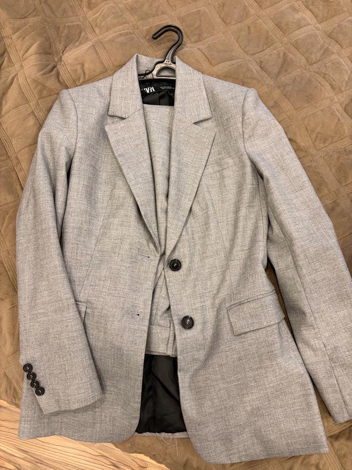 Женский костюм Zara