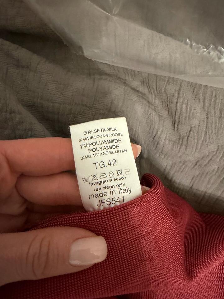 Платье итальянского бренда JO NO FUI