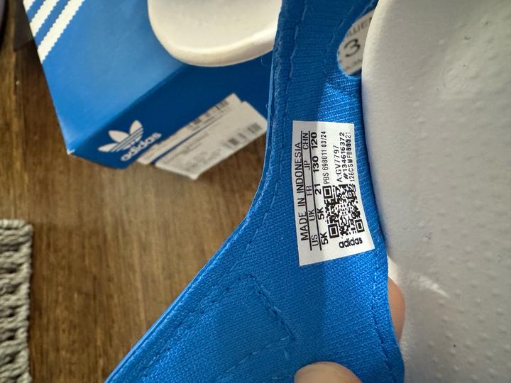 Сандали adidas