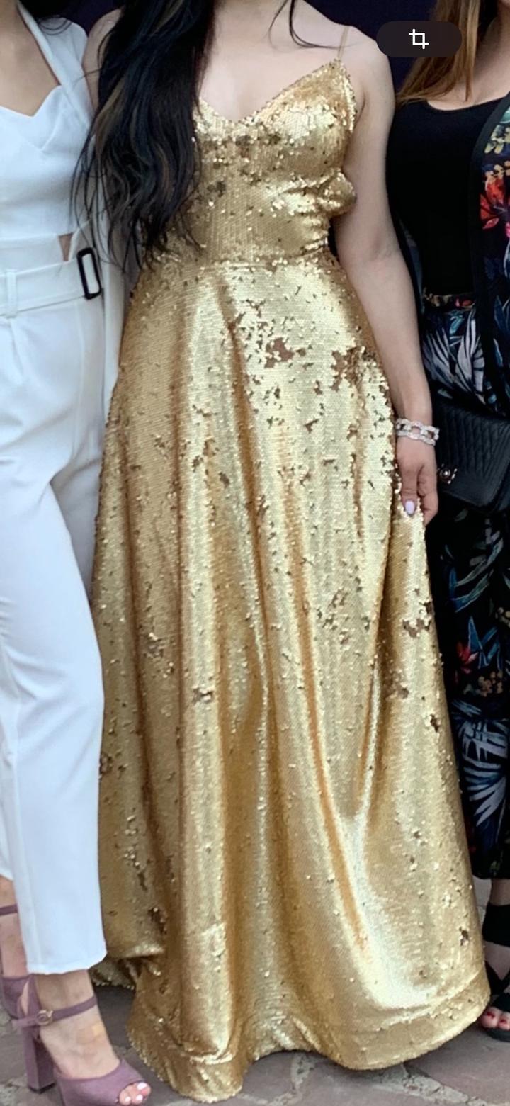 золотистое вечерняя платья