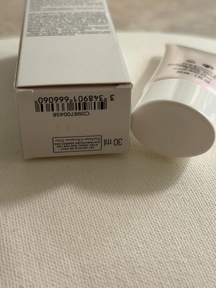 Dior Snow UV Shield SPF50+ PA++++