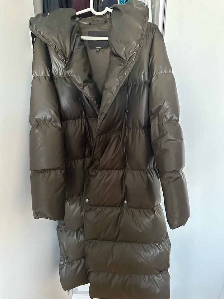 Пуховик от Massimo Dutti