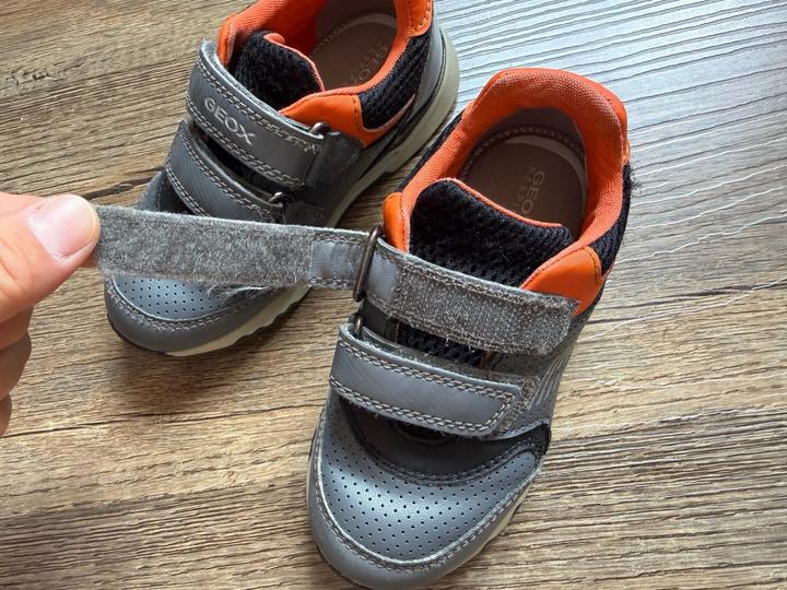 Кроссовки geox, 25р