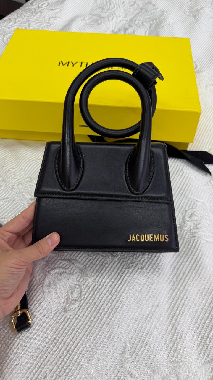 Сумка Jacquemus мини оригинал с ремешком