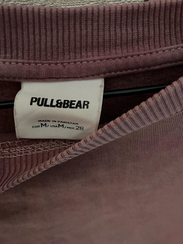 розовый свитшот PULL&BEAR