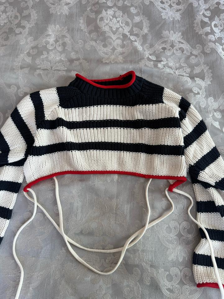 укороченный свитер Zara