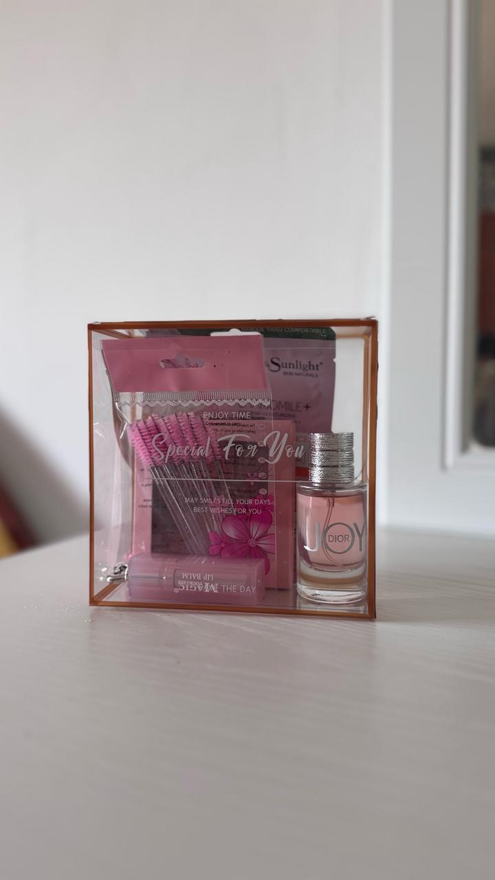 подарочный бокс