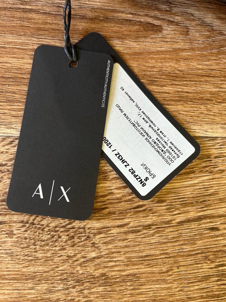 Костюм Armani Exchange