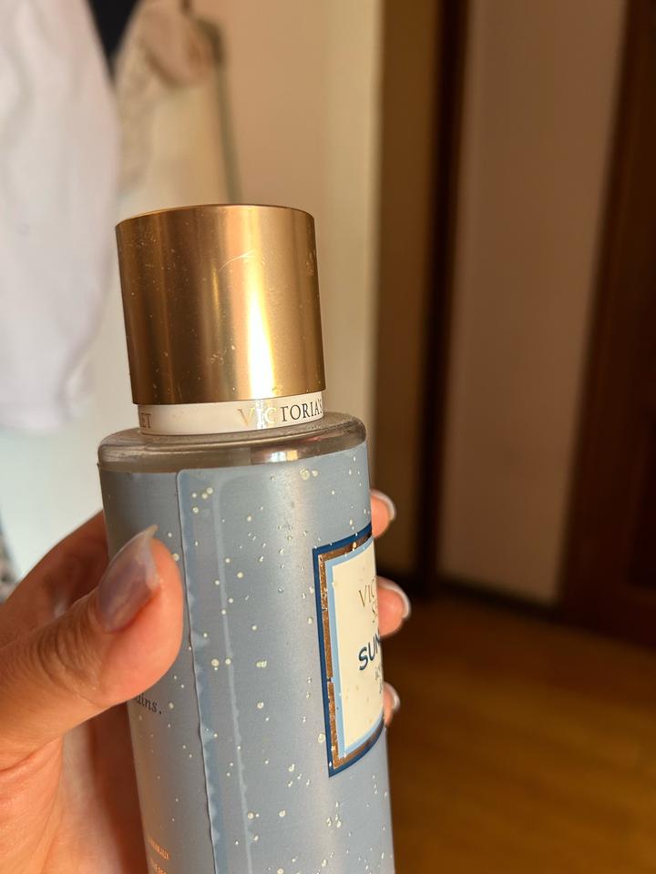 Victoria’s Secret Sunslope Icy Coconut & Amber
