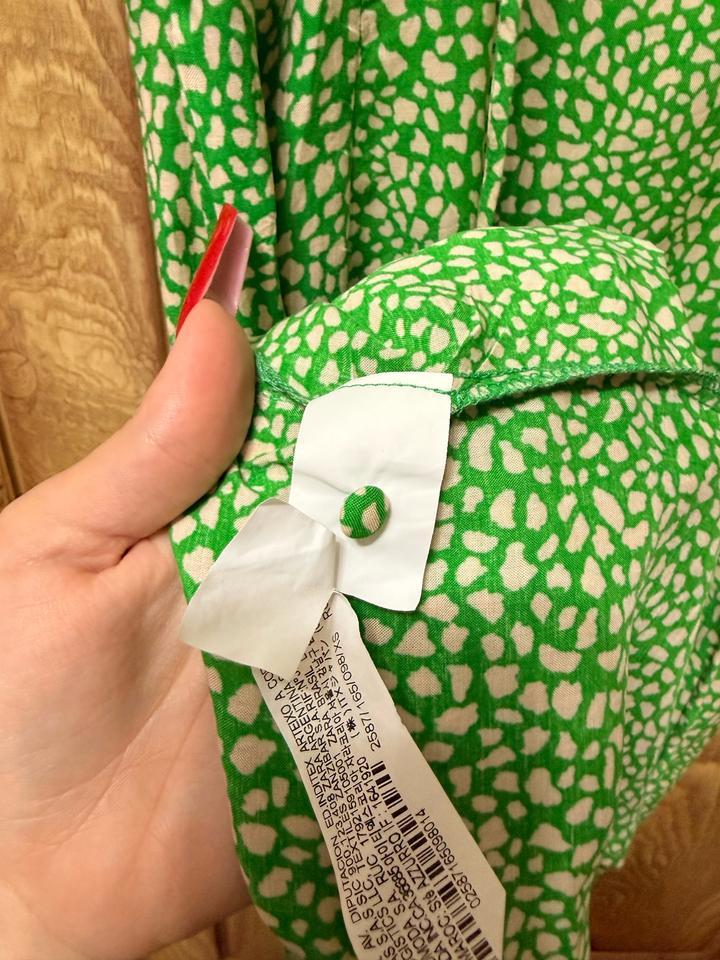 Зелёное летнее платье Zara