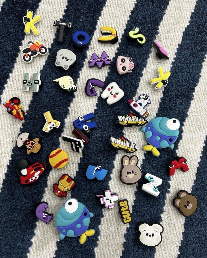 Джибитсы на кроксы