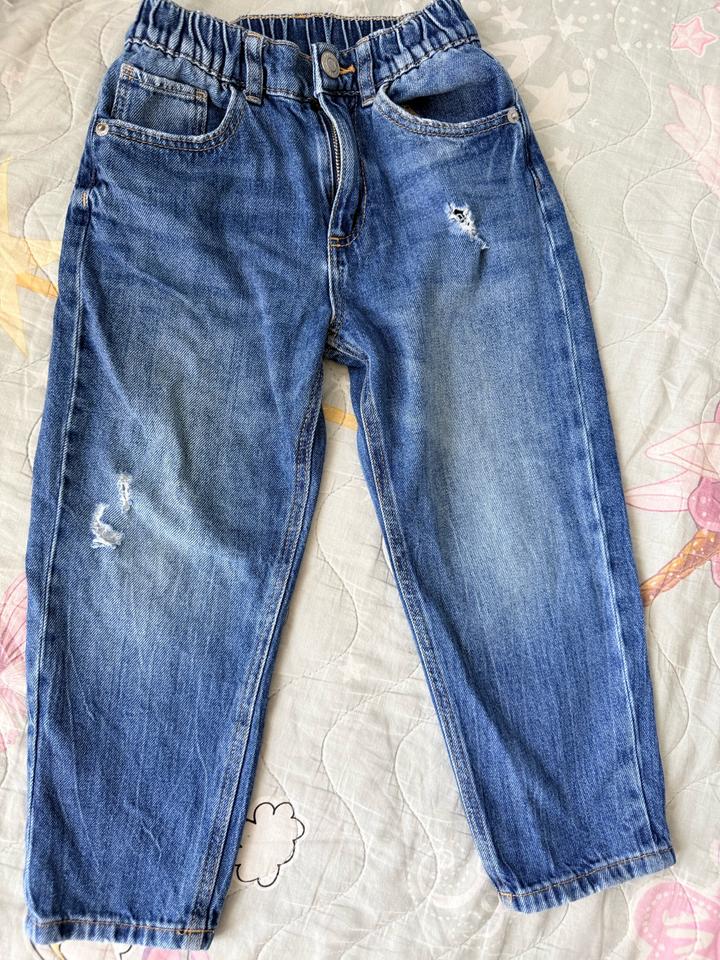 Джинсы Zara