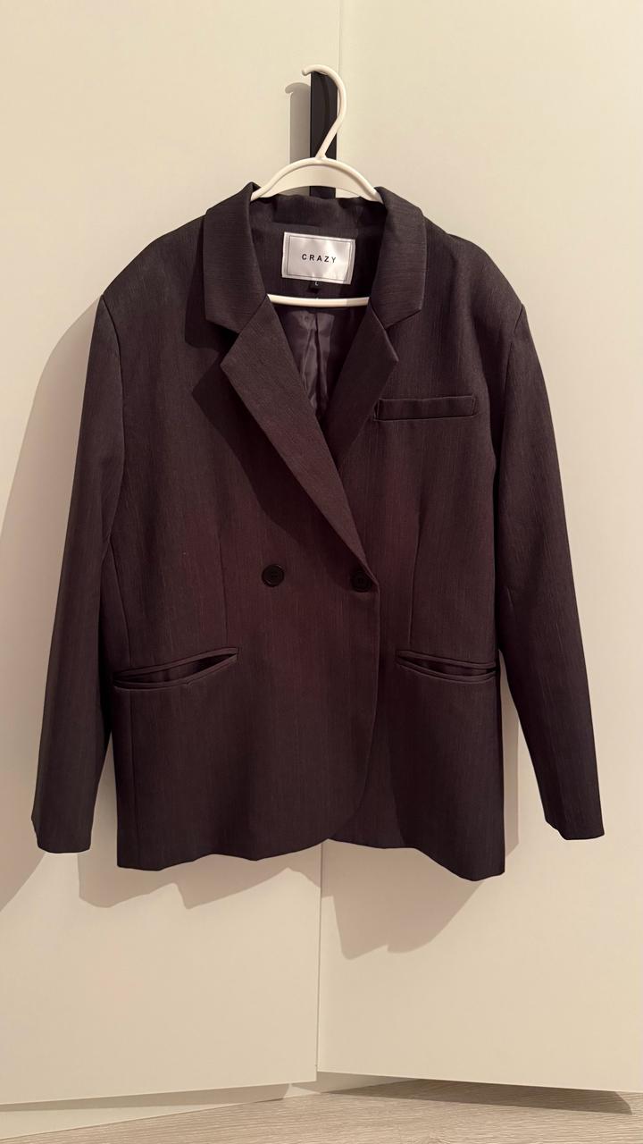 🩶 Стильный серый жакет