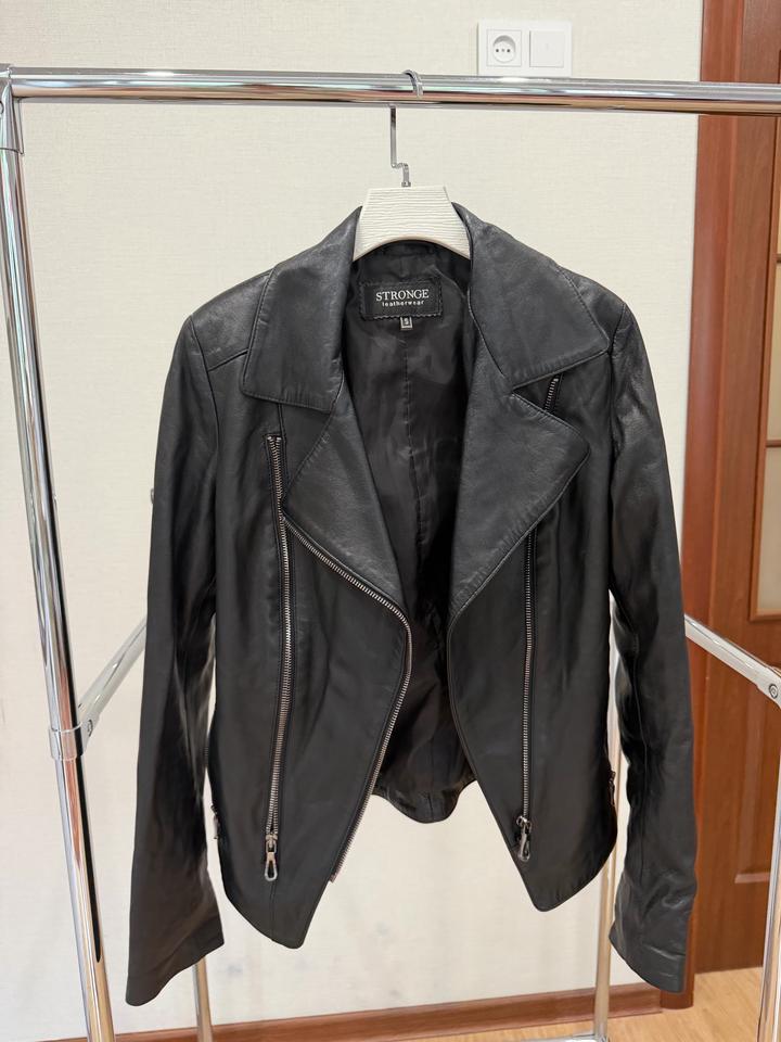 Натуральная кожаная куртка-косуха Stronge Leatherwear