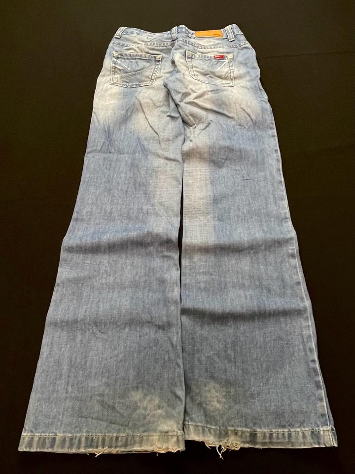 Bootcut джинсы