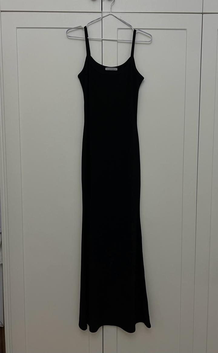 Макси платье обтягивающее