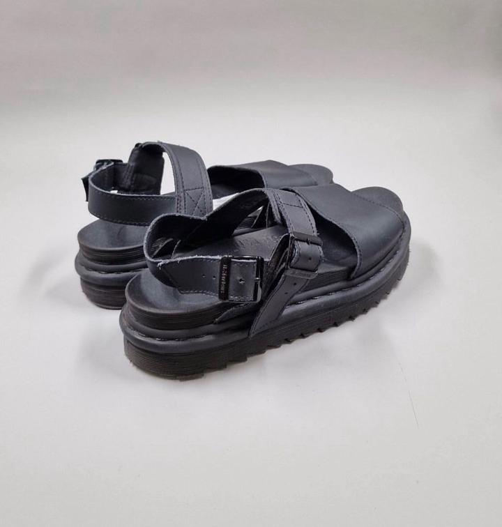 Сандалии Dr.Martens