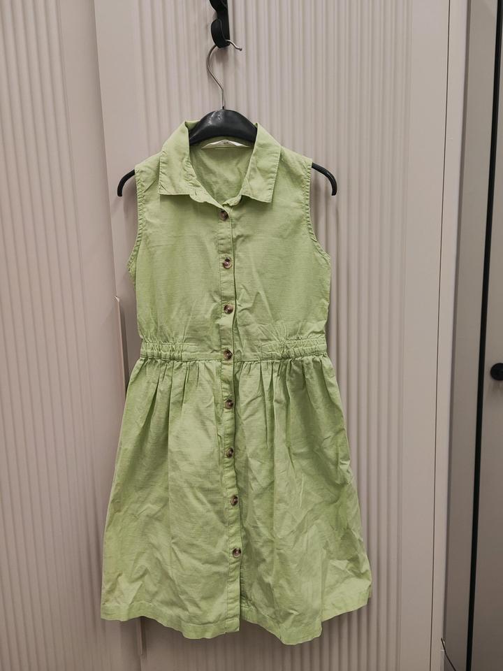 *Платье H&M 128/130 фисташковое рубашка*