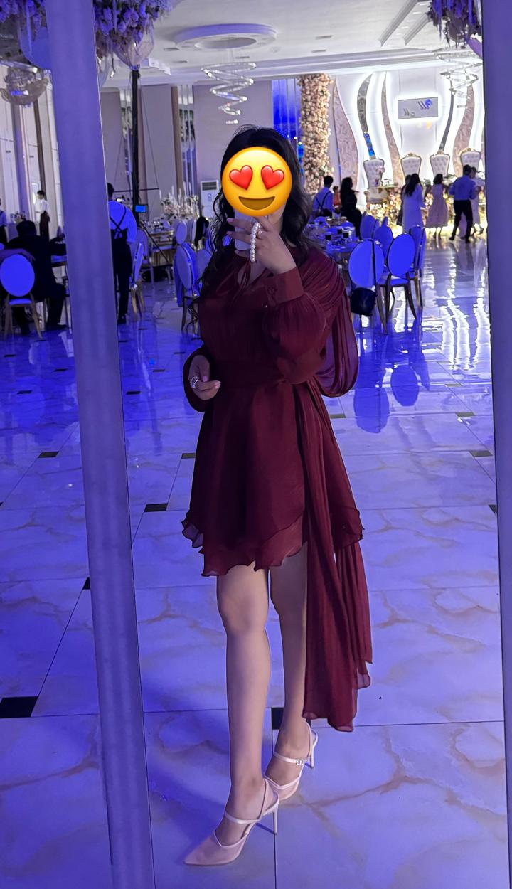 Бордовое платье