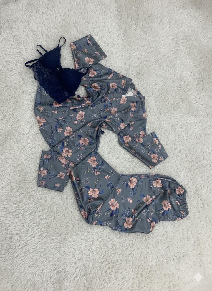 Пижама шелек тройка (новая)