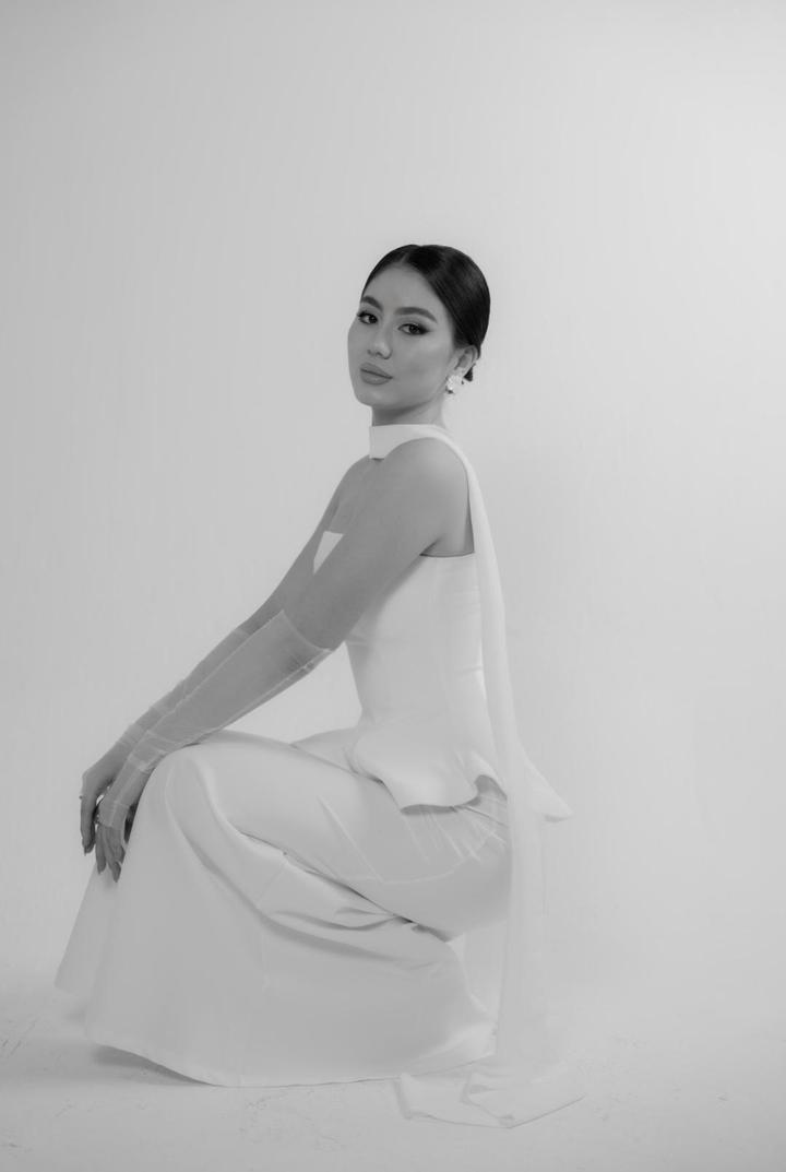 Белая двойка