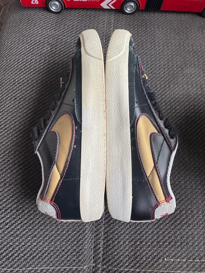 Кроссовки Nike Blazer Low '77 Premium