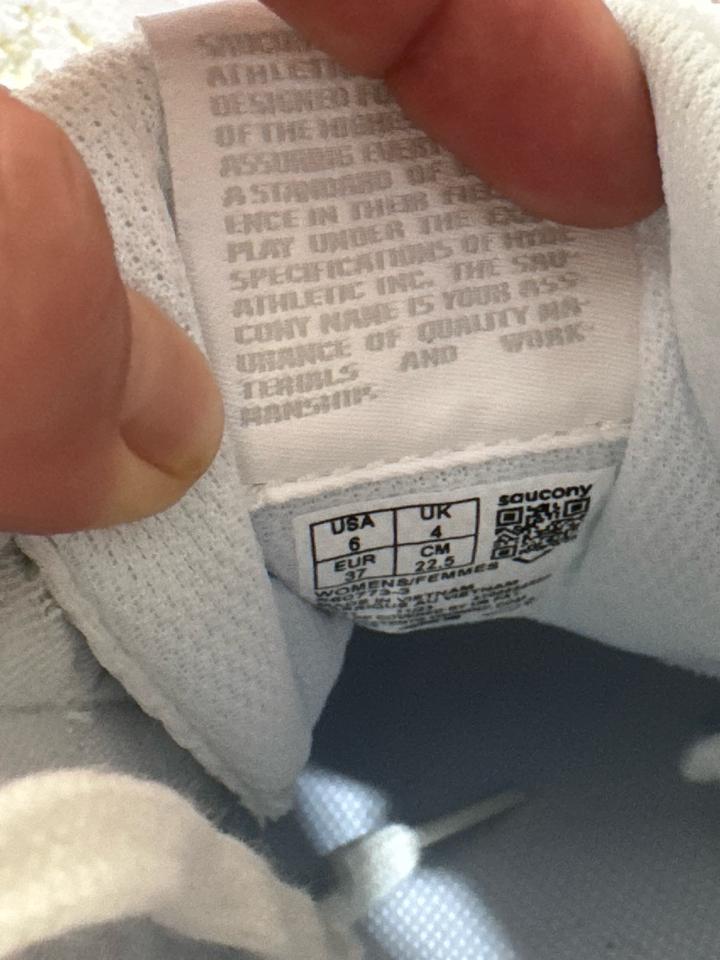 Кроссовки Saucony