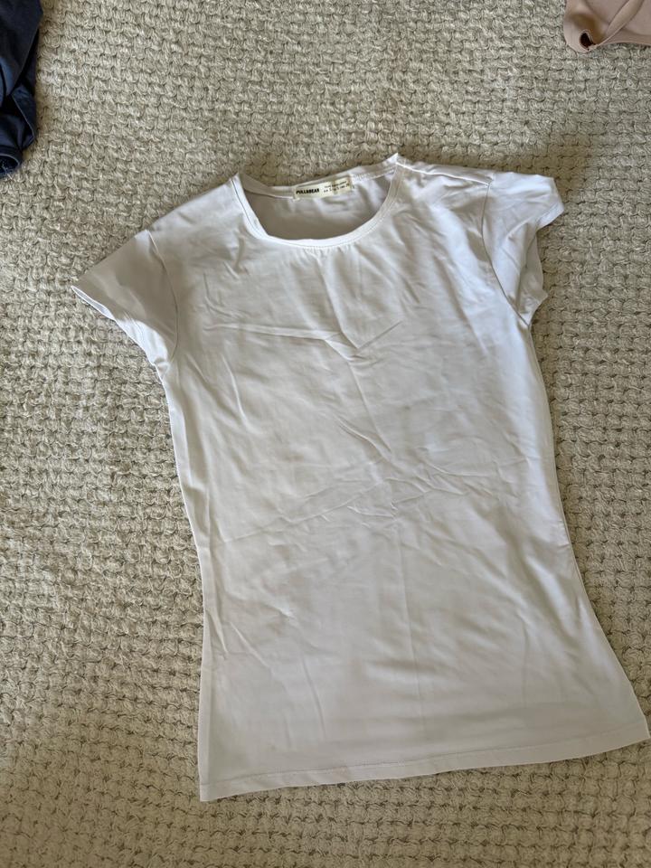 Футболка Bershka