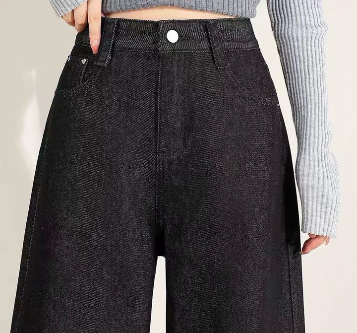 Черные джинсы