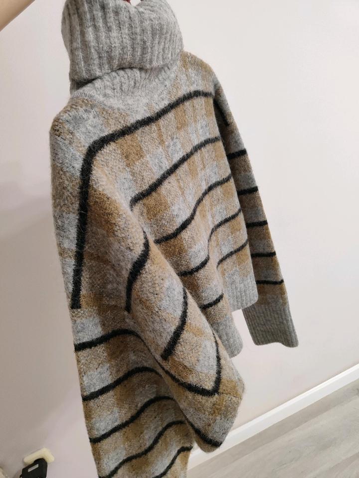 Свитер укороченный Zara