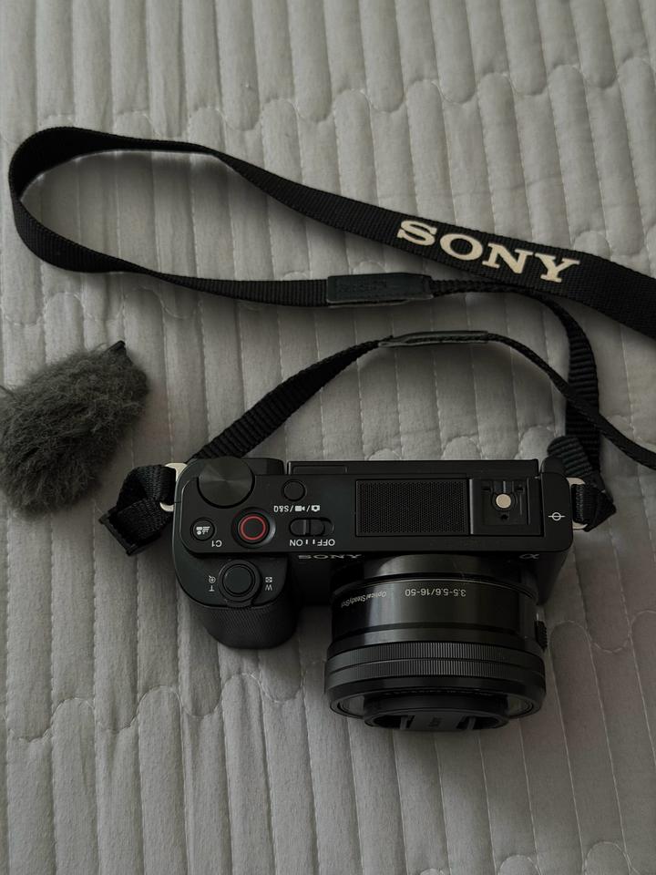Sony zv e 10/1