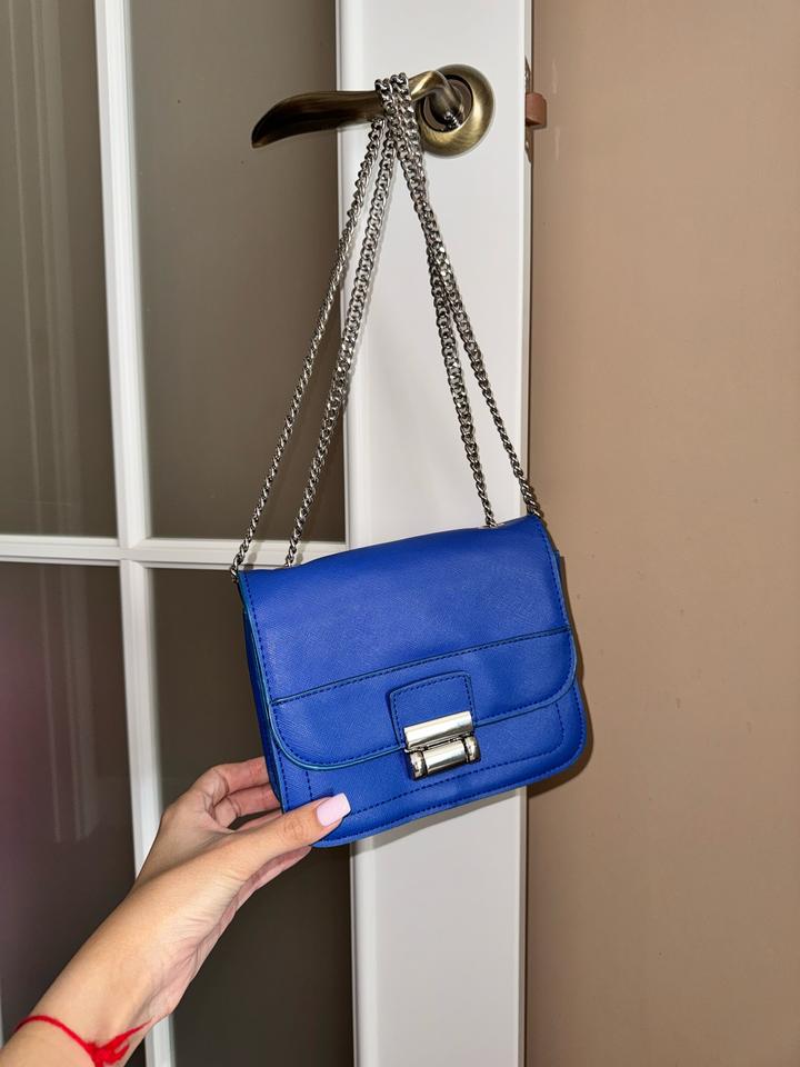 Продам сумочки в отличном состоянии